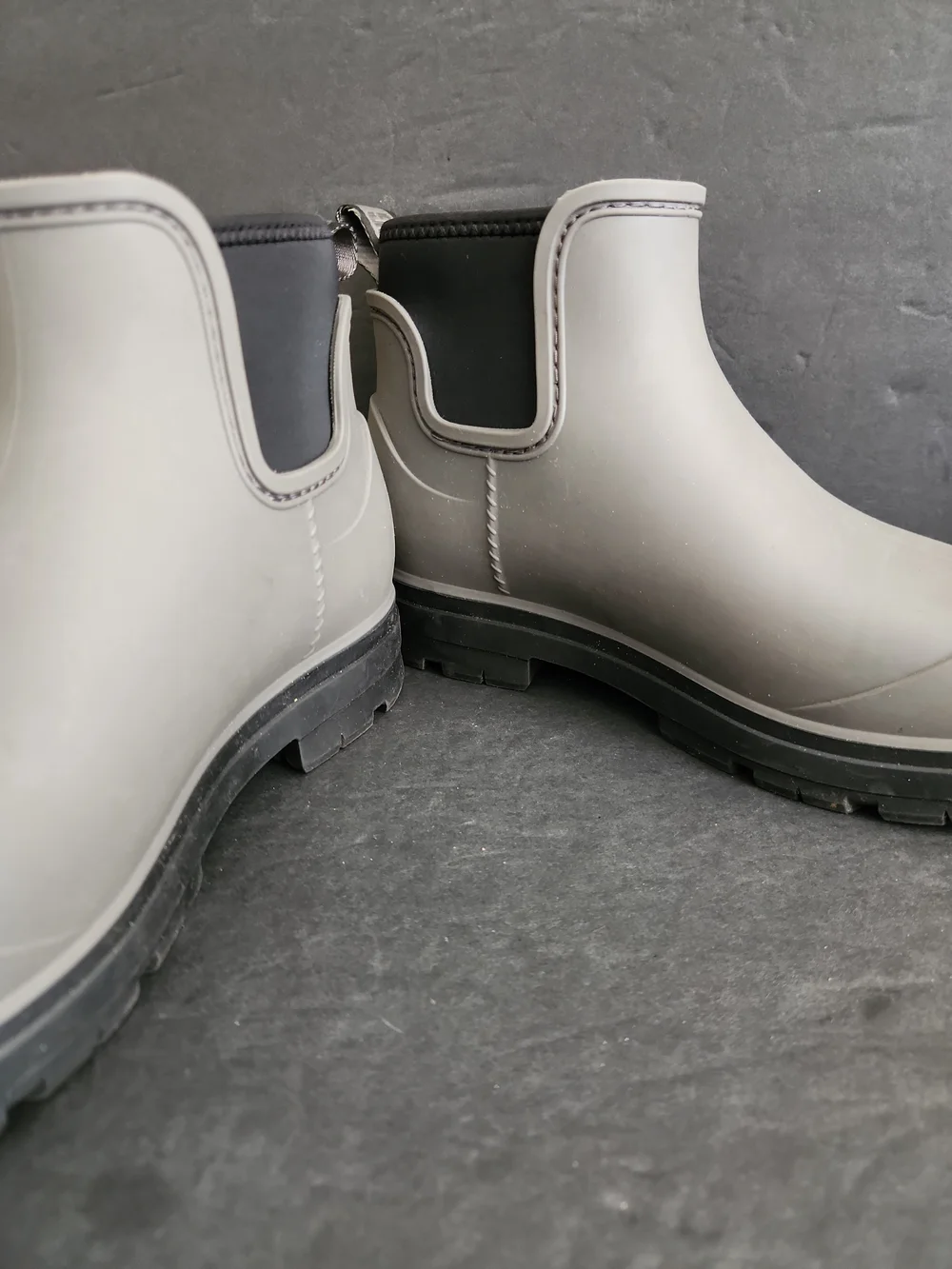 UGG stylish waterproof